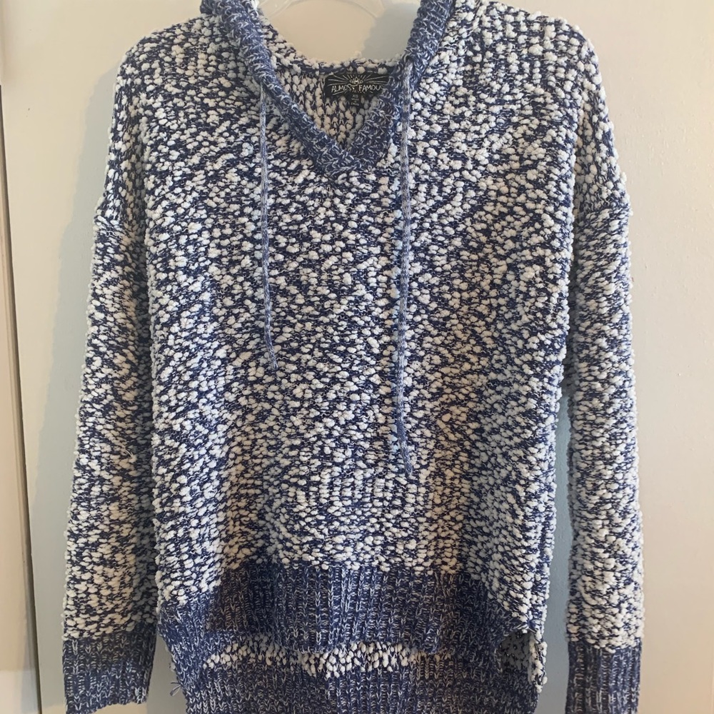 Almost Famous bubble sweater